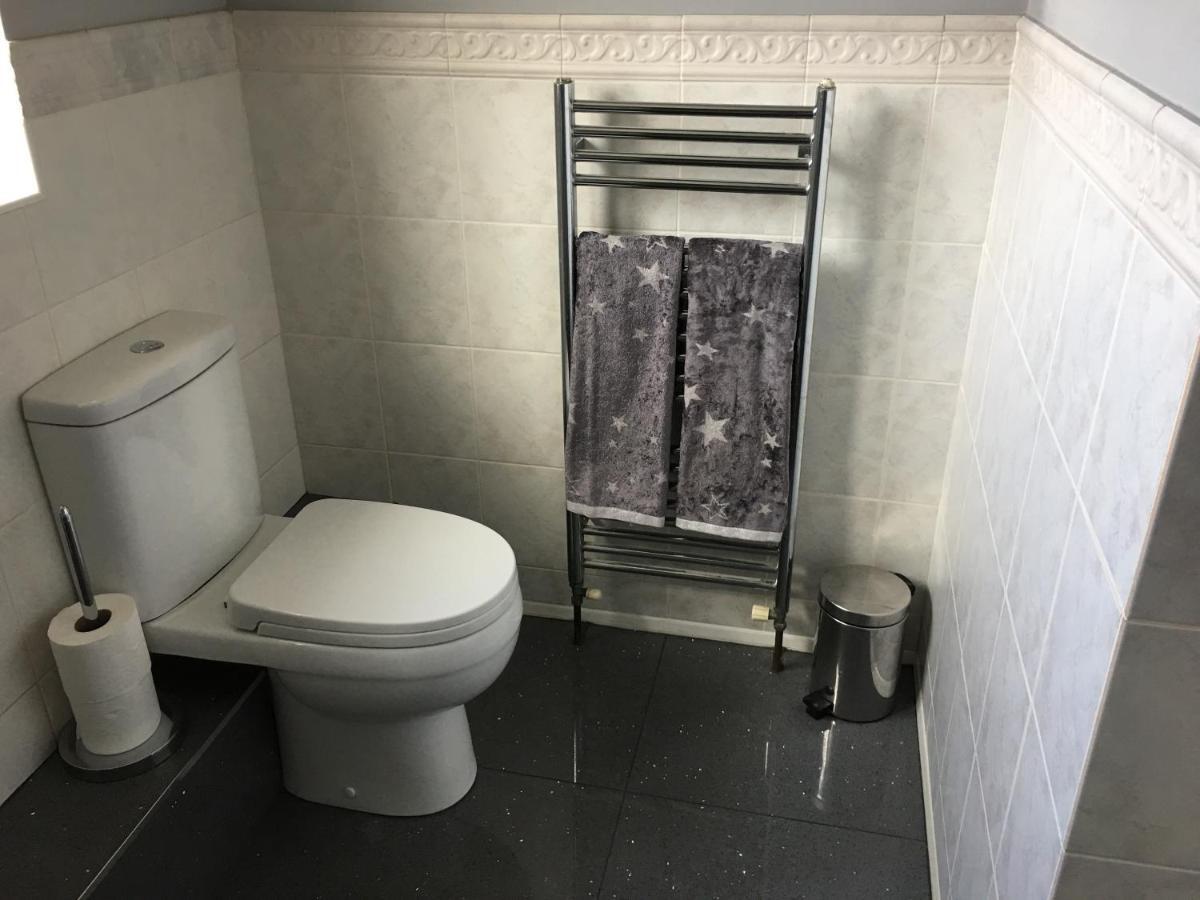 Ross House Apartment Black Notley Bagian luar foto